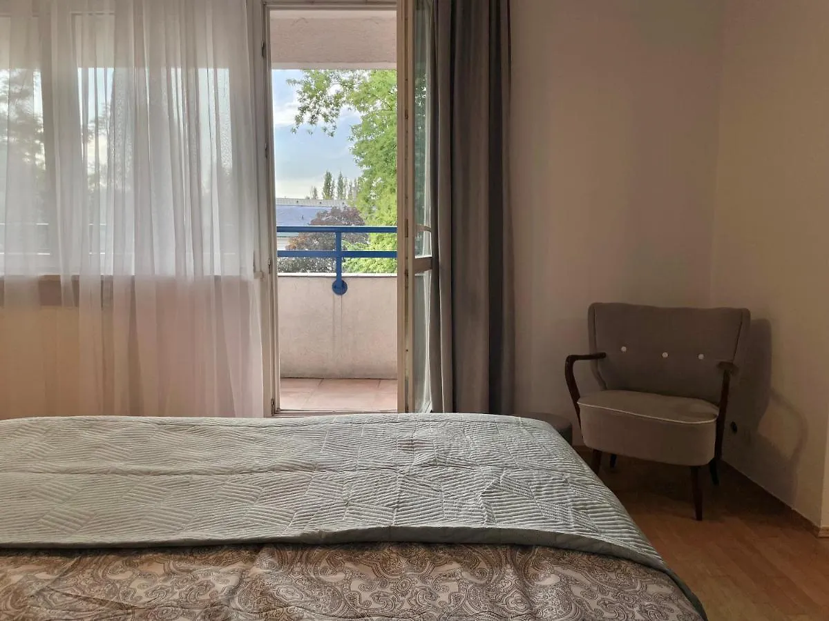 Lägenhet Apartament Przy Atrium Okolice Stacji Metra Rondo Onz Warszawa